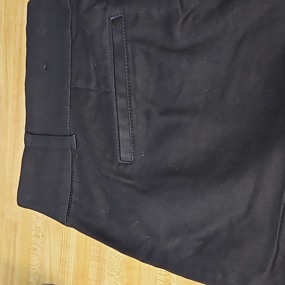 Women's Plus Size Capris - Picture 4 of 5